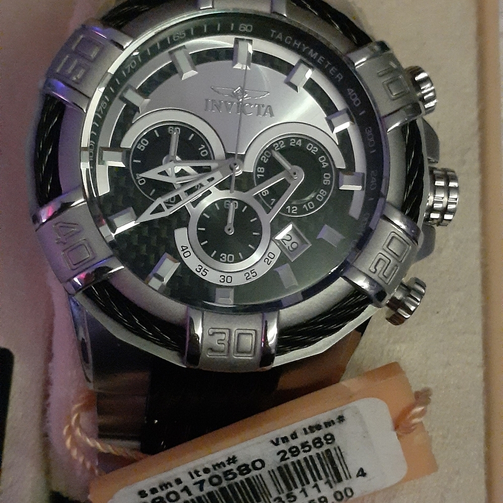 Invicta Bolt watch - Picture 3 of 3